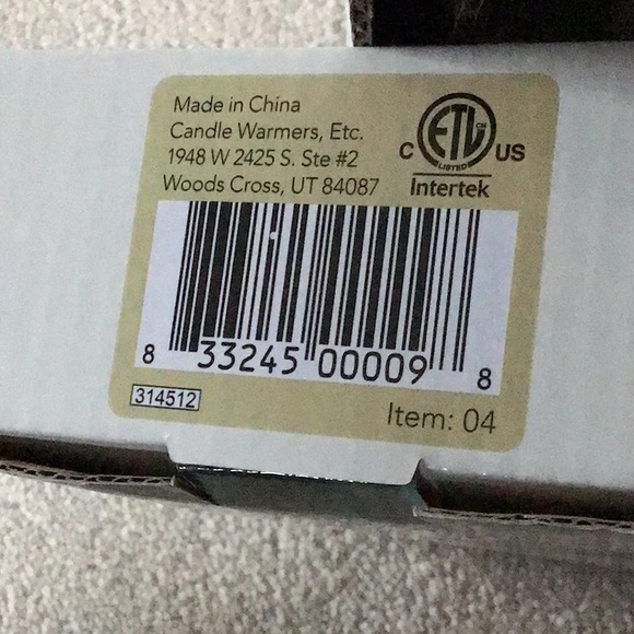 NWT Candle Warmers With Auto Shut Off - Picture 6 of 6